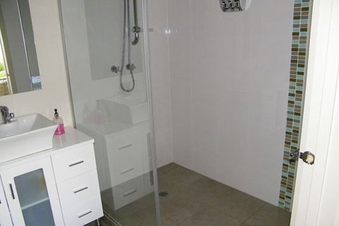 De'Vine Escape - Accommodation Port Hedland 5