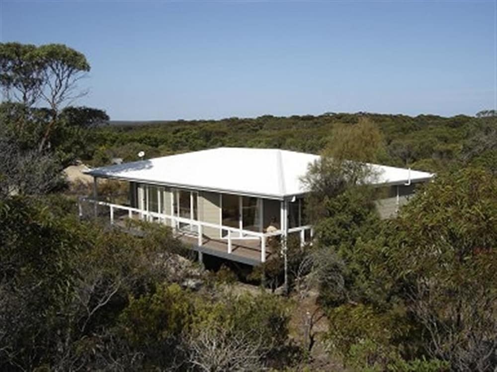 Island Beach SA Accommodation Port Hedland