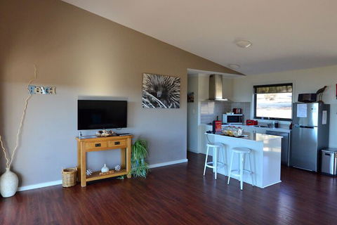 Sea Dragon Lodge & Villas - Accommodation Port Hedland 6