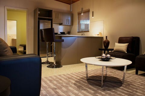 Mia Mia Executive Apartments - Accommodation Port Hedland 7