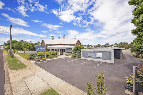 Hamilton Lakeside Motel - Accommodation Port Hedland 0
