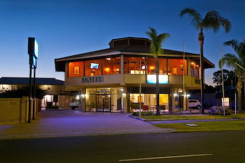 Admiral Motel Bunbury - Accommodation Port Hedland 0