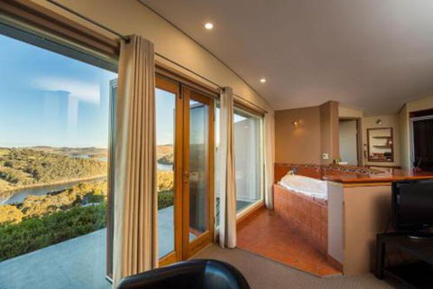 Eagle View Escape - Accommodation Port Hedland 2