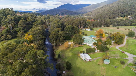 Oscar's On The Yarra - Accommodation Port Hedland 1