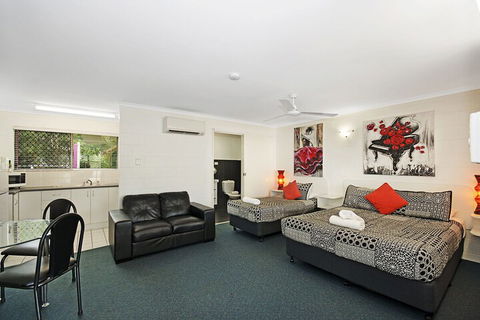 Townsville Holiday Apartments - Accommodation Port Hedland 3