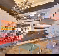 Indulge Apartments - Eighth Street - Accommodation Port Hedland