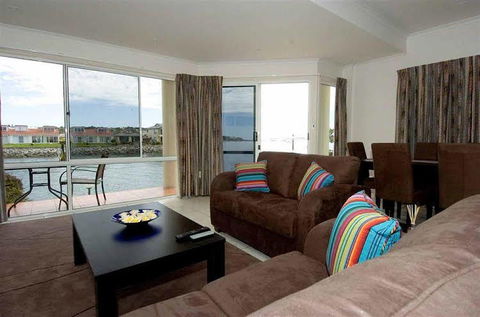Anchorage Holiday Apartments - Accommodation Port Hedland 0