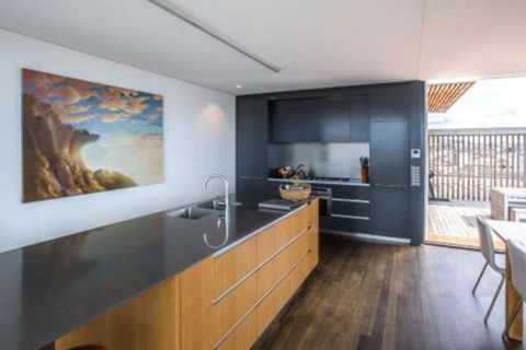 Avalon City Retreat - Accommodation Port Hedland 2