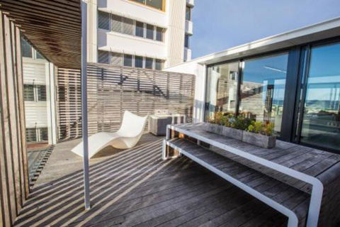 Avalon City Retreat - Accommodation Port Hedland 0