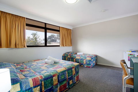 Vale Hotel - Accommodation Port Hedland 5