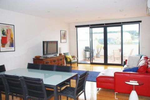 POSITION PERFECT CENTRAL INVERLOCH - Accommodation Port Hedland 0