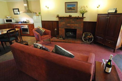 Wintarni Olives Cottage - Accommodation Port Hedland 2