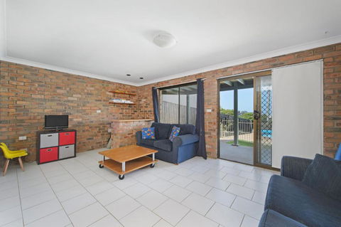 Relax At Lighthouse 4 Lighthouse Road - Accommodation Port Hedland 5