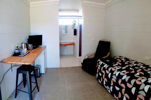 Pentland Hotel Motel - Accommodation Port Hedland 2