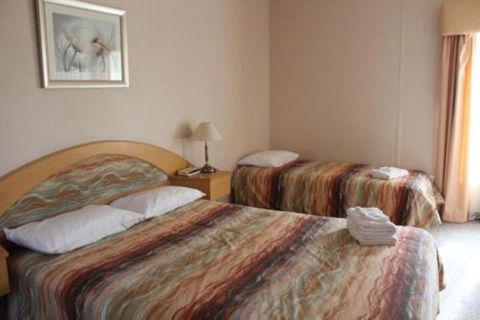 Golden Rivers Holiday Apartments - Accommodation Port Hedland 6