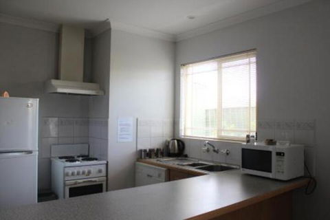 Golden Rivers Holiday Apartments - Accommodation Port Hedland 3