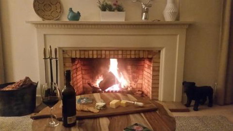 Lake House Benalla - Accommodation Port Hedland 2