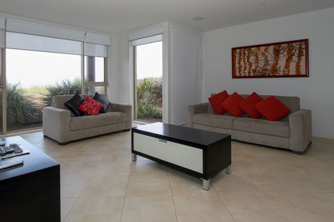 Aqua Luna - Accommodation Port Hedland 4