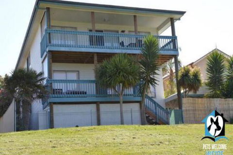 Beautiful Sea & Lake - Accommodation Port Hedland 3