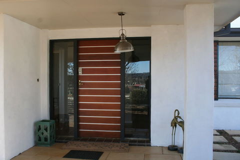 Belmont New England - Accommodation Port Hedland 0