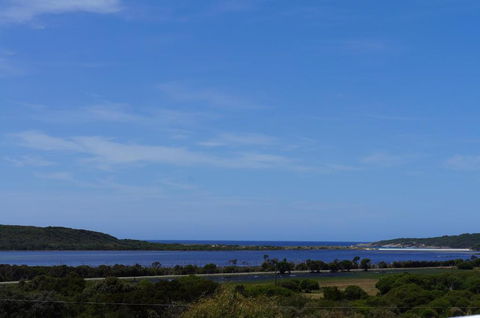 Eagles Nest Ocean Lookout - Accommodation Port Hedland 1