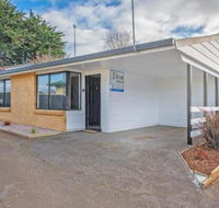 Elkie Villa 2 Bedroom Unit Burnie - Accommodation Port Hedland