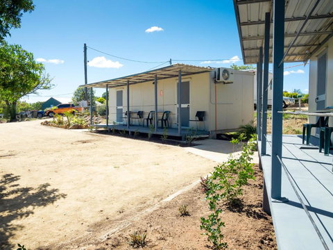 Taroom Caravan & Tourist Park - Accommodation Port Hedland 2