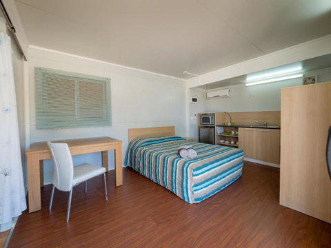 Taroom Caravan & Tourist Park - Accommodation Port Hedland 5