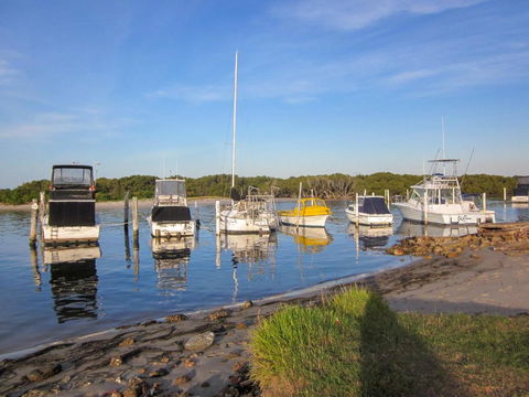 A Reflection On The Lake - Accommodation Port Hedland 3