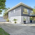 Middle Sea Perfect For Two Families - Accommodation Port Hedland 0