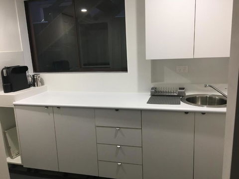 Arena Blanca Studio Apartment - Accommodation Port Hedland 6