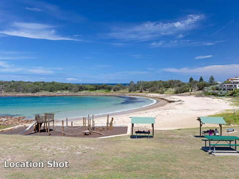 Ultimate Beach House 19a Graham Street Views Peace & Quiet - Accommodation Port Hedland 1