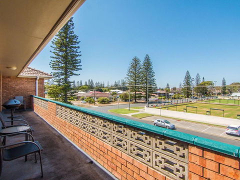 Seabreeze 5 Opposite Bowling Club - Accommodation Port Hedland 5