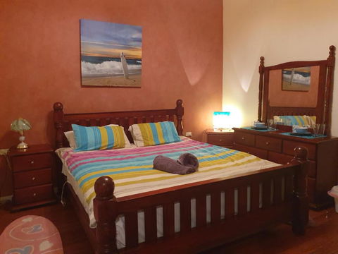 JUST 4 YOU! Amazing Sea Views WIFI Fullly Air Conditioned King Bed - Accommodation Port Hedland 5