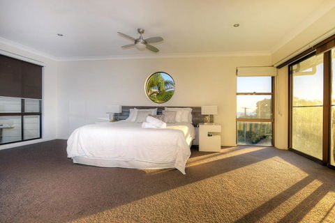 BEACHSIDE MANOR Walk To The Beach - Accommodation Port Hedland 6