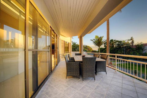 BEACHSIDE MANOR Walk To The Beach - Accommodation Port Hedland 2