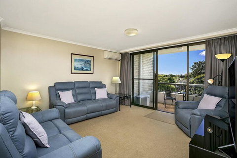 HAMP1 Bright Apartment In Cremorne - Accommodation Port Hedland 7