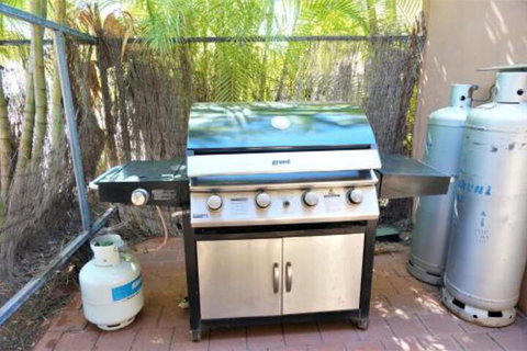 Ningaloo Breeze Villa 10 3 Bedroom Fully Self Contained Disabled Friendly Accommodation - Accommodation Port Hedland 5