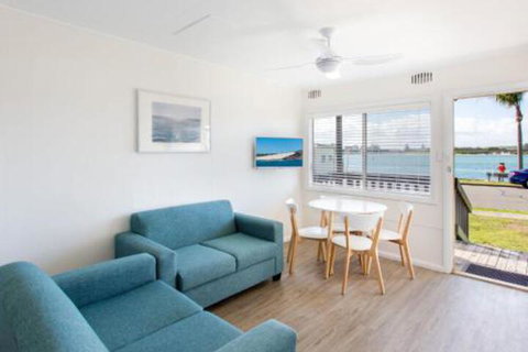 Lakeside Flats 6 - Accommodation Port Hedland 7