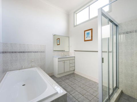 Clifton On Charles - Accommodation Port Hedland 2