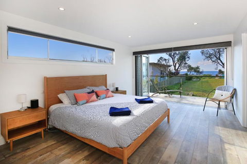 Oceanside At Culburra Pet Friendly Absolute Beachfront - Accommodation Port Hedland 2