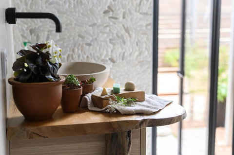 Hutton Vale Farm JHA Stone Cellar - Accommodation Port Hedland 5