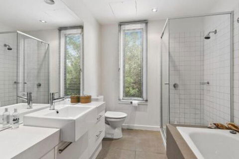 POINT GREY APARTMENT ONE VIEWPOINT - Accommodation Port Hedland 6