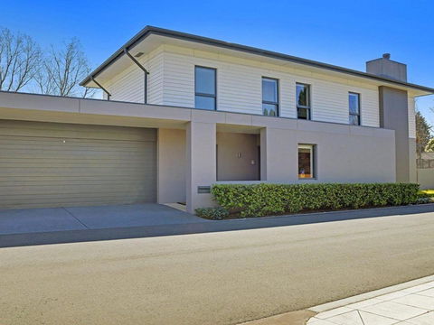 Arum 4 Heritage Park Contemporary & Timeless - Accommodation Port Hedland 7