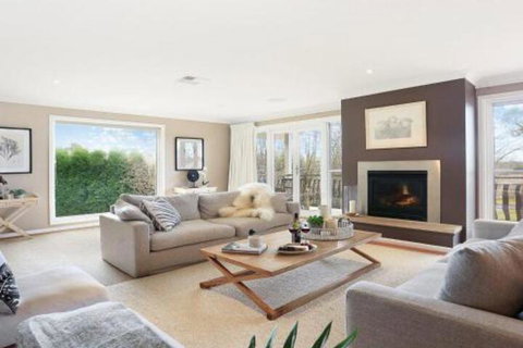 Shepherds Lea The Best Of Town & Country! - Accommodation Port Hedland 0