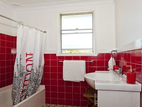 The Batch Funky & Fun - Accommodation Port Hedland 1