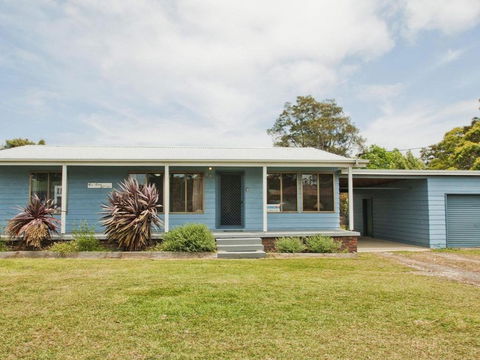 Tea Tree Cottage Great Yard For Pets & Kids - Accommodation Port Hedland 3