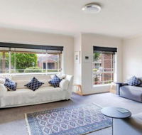 Walling Clifton Gardens backing onto golf course - Accommodation Port Hedland