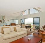 Villa Mer stylish waterfront accommodation - Accommodation Port Hedland