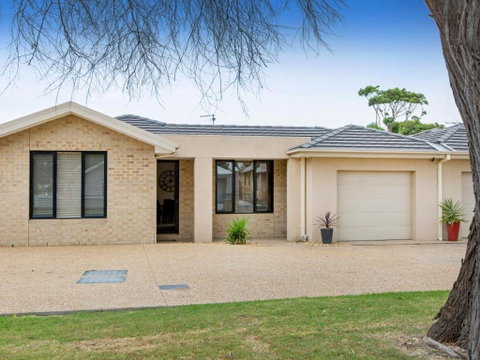 COASTAL HAVEN DROMANA - Accommodation Port Hedland 6